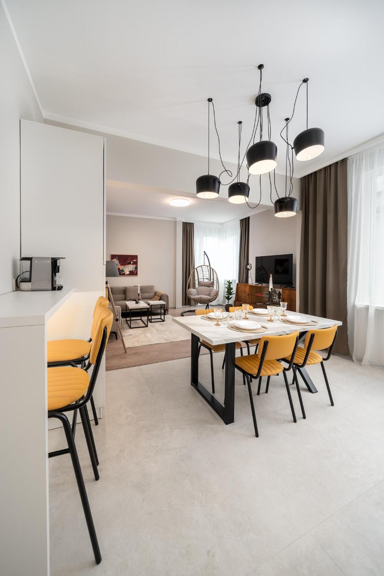 Bright & Sunny Stylish Apt With 2Bdr And 2Bth Sofia Esterno foto